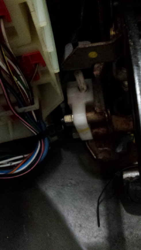 ford escort clutch master cylinder removal - under dash view