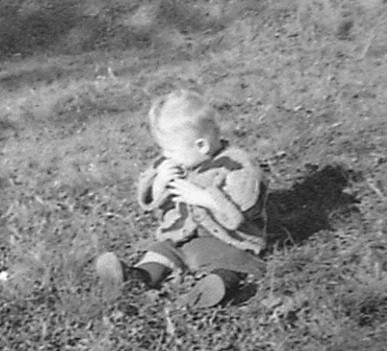 Dominic Vautier chewing on a shoe