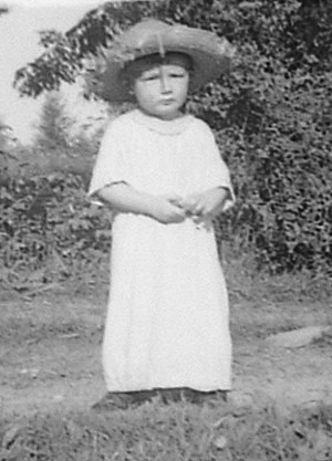 frank vautier in hat